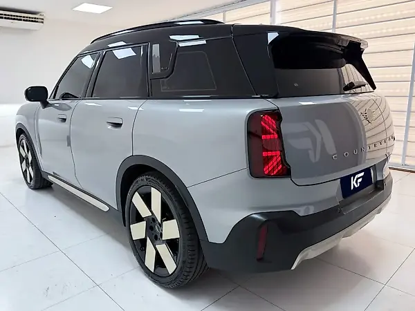 Mini Countryman - Imagem 3