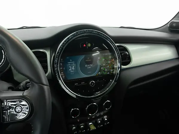 Mini Cooper SE - Imagem 13