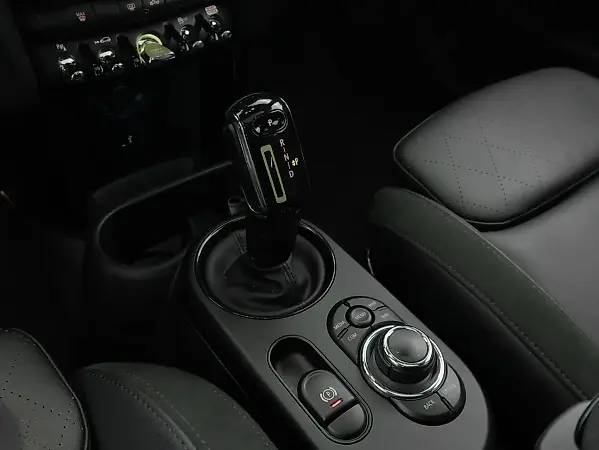 Mini Cooper SE - Imagem 16