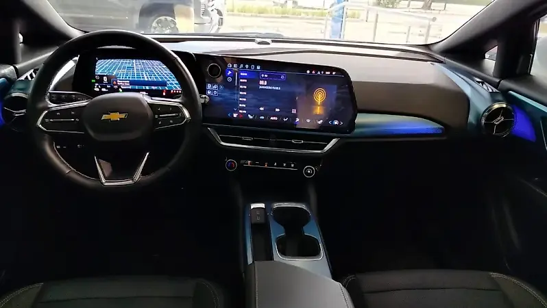 Chevrolet Equinox EV - Imagem 10
