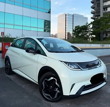 BYD Dolphin Plus - Imagem 1
