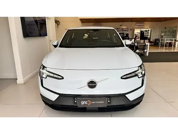 Volvo EX30 - Imagem 2