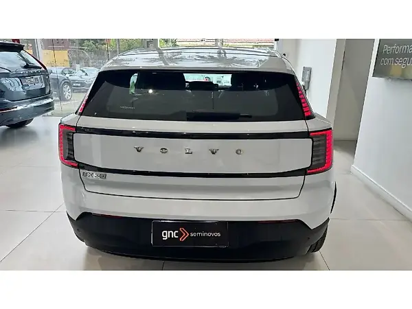 Volvo EX30 - Imagem 5