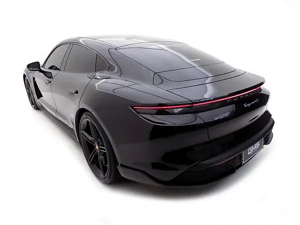 Porsche Taycan - Imagem 4