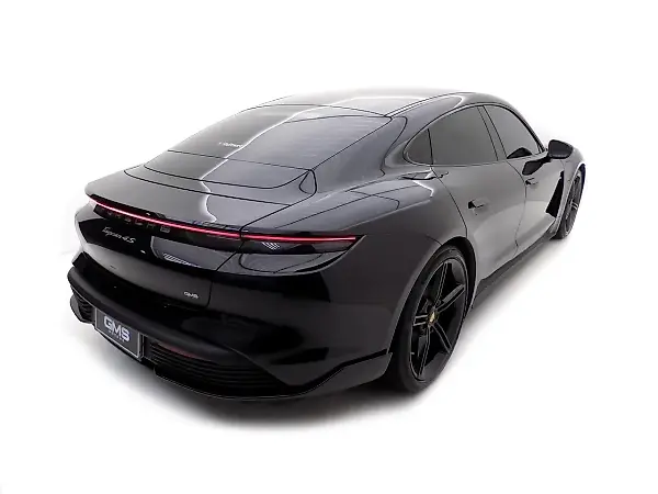Porsche Taycan - Imagem 5