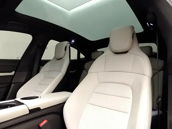 Porsche Taycan - Imagem 6