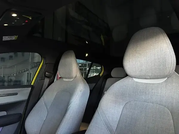 Volvo EX30 - Imagem 16