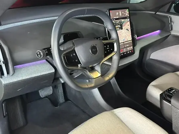 Volvo EX30 - Imagem 15