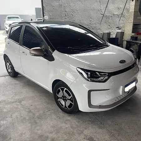 JAC E-JS1 - Imagem 1
