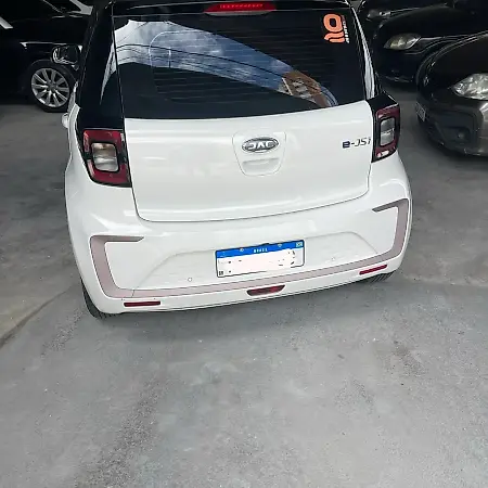 JAC E-JS1 - Imagem 5