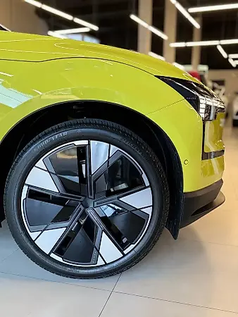 Volvo EX30 - Imagem 13