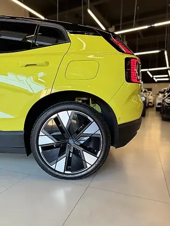 Volvo EX30 - Imagem 11