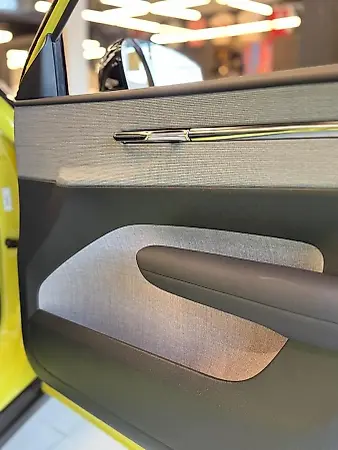 Volvo EX30 - Imagem 16