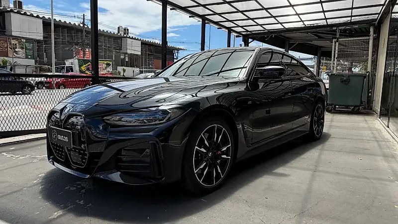 BMW I4 M50 - Imagem 8