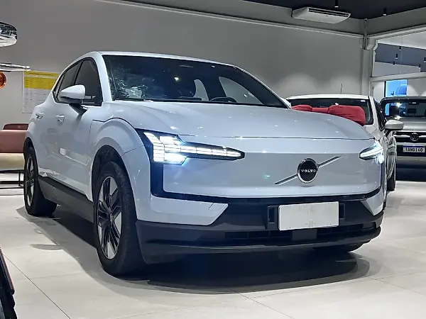 Volvo EX30 - Imagem 5