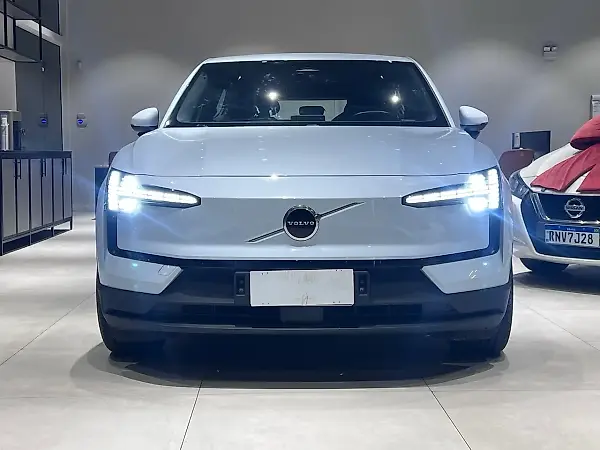 Volvo EX30 - Imagem 6