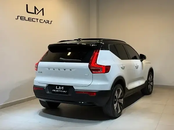 Volvo XC40 Recharge - Imagem 6