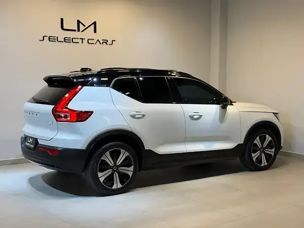 Volvo XC40 Recharge - Imagem 10