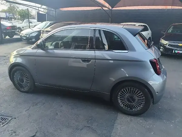 Fiat 500e - Imagem 2