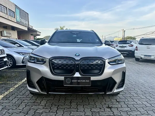 BMW IX3 - Imagem 2