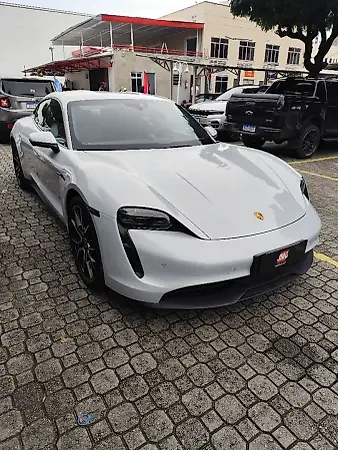 Porsche Taycan - Imagem 3