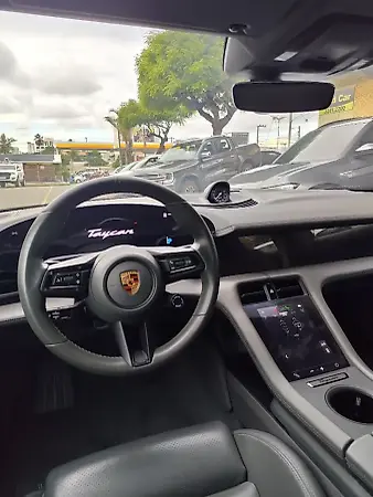 Porsche Taycan - Imagem 9