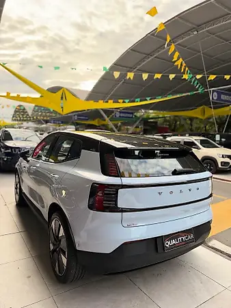 Volvo EX30 - Imagem 3