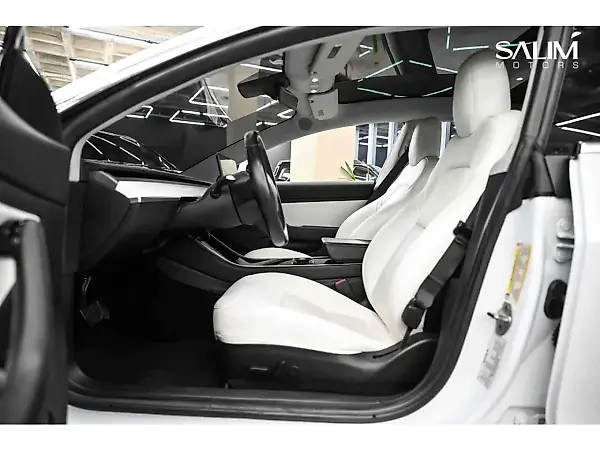 Tesla Model 3 - Imagem 15