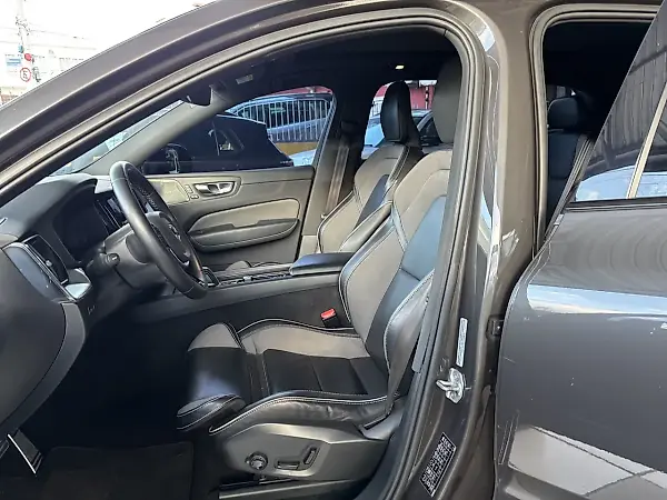 Volvo Xc60 - Imagem 7
