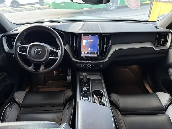 Volvo Xc60 - Imagem 6
