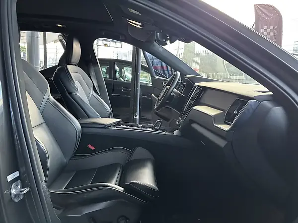 Volvo Xc60 - Imagem 11
