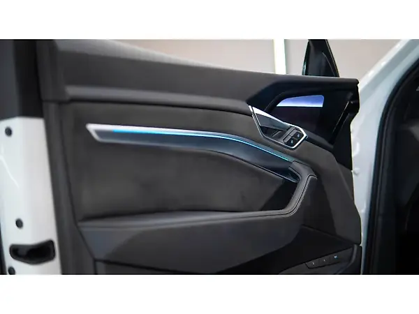 Audi E-tron S Sportback - Imagem 20
