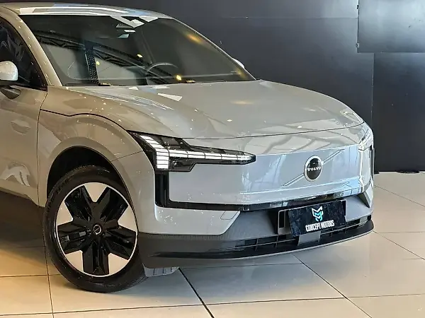 Volvo EX30 - Imagem 5