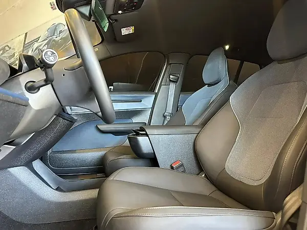 Volvo EX30 - Imagem 6