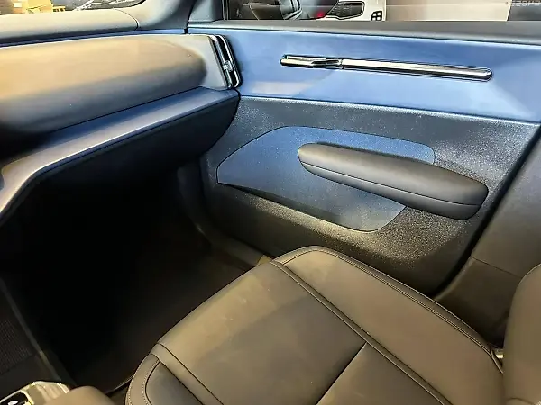 Volvo EX30 - Imagem 9