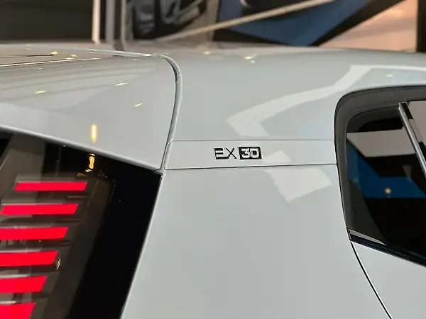 Volvo EX30 - Imagem 12