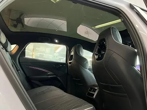 BYD Seal - Imagem 12