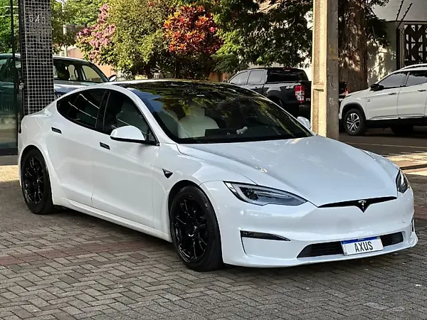 Tesla Model S - Imagem 3