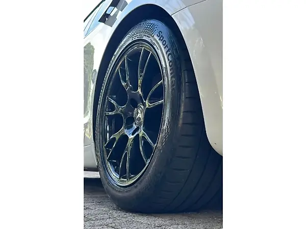 Tesla Model S - Imagem 9