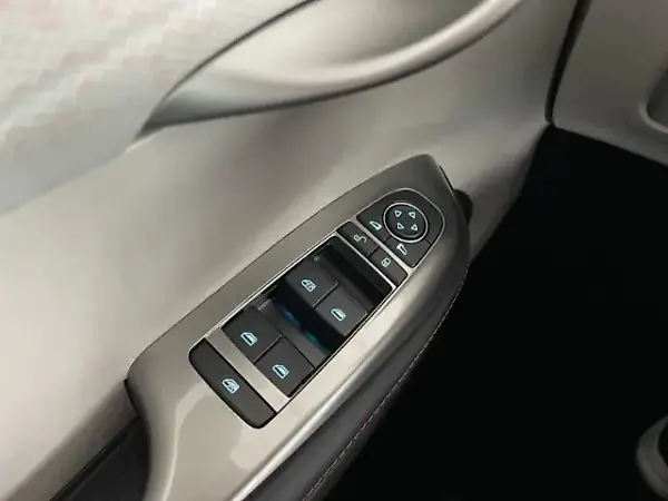 BYD Dolphin - Imagem 12