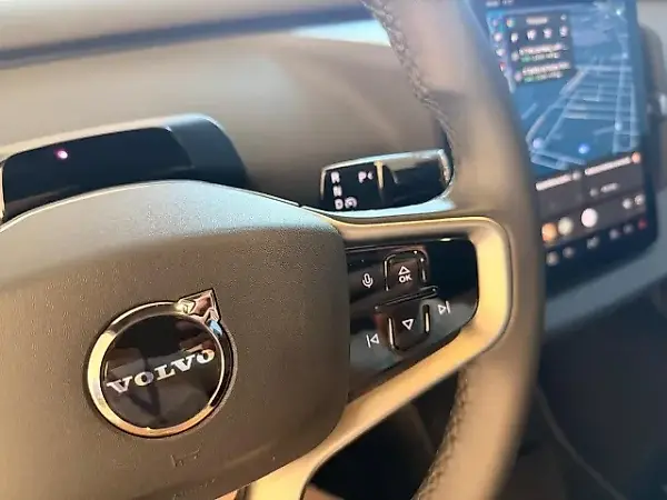 Volvo EX30 - Imagem 20