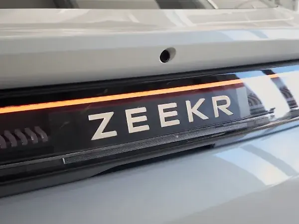 Zeekr 001 - Imagem 12