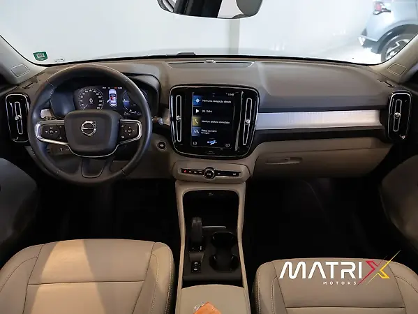 Volvo XC40 - Imagem 8