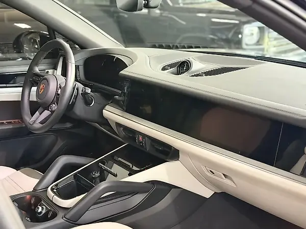 Porsche Cayenne E-hybrid - Imagem 7