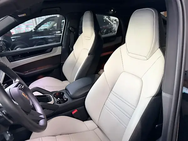Porsche Cayenne E-hybrid - Imagem 10