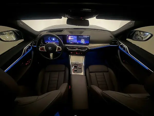 BMW I4 Edrive35 - Imagem 11