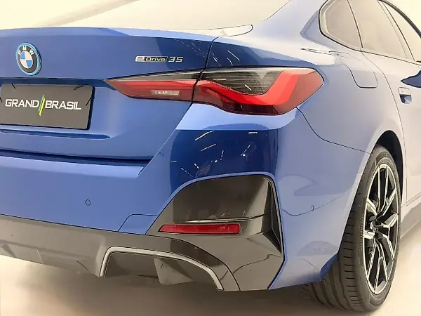 BMW I4 Edrive35 - Imagem 16