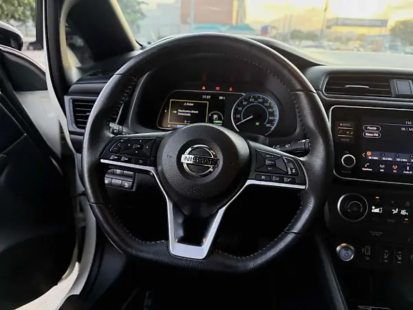 Nissan Leaf - Imagem 14
