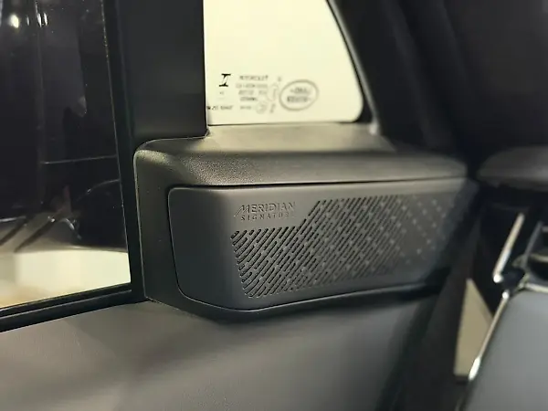 Land Rover Range Rover Sport Plug-in Hybrid - Imagem 13