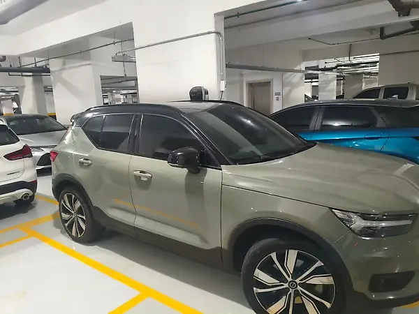 Volvo XC40 Recharge - Imagem 2